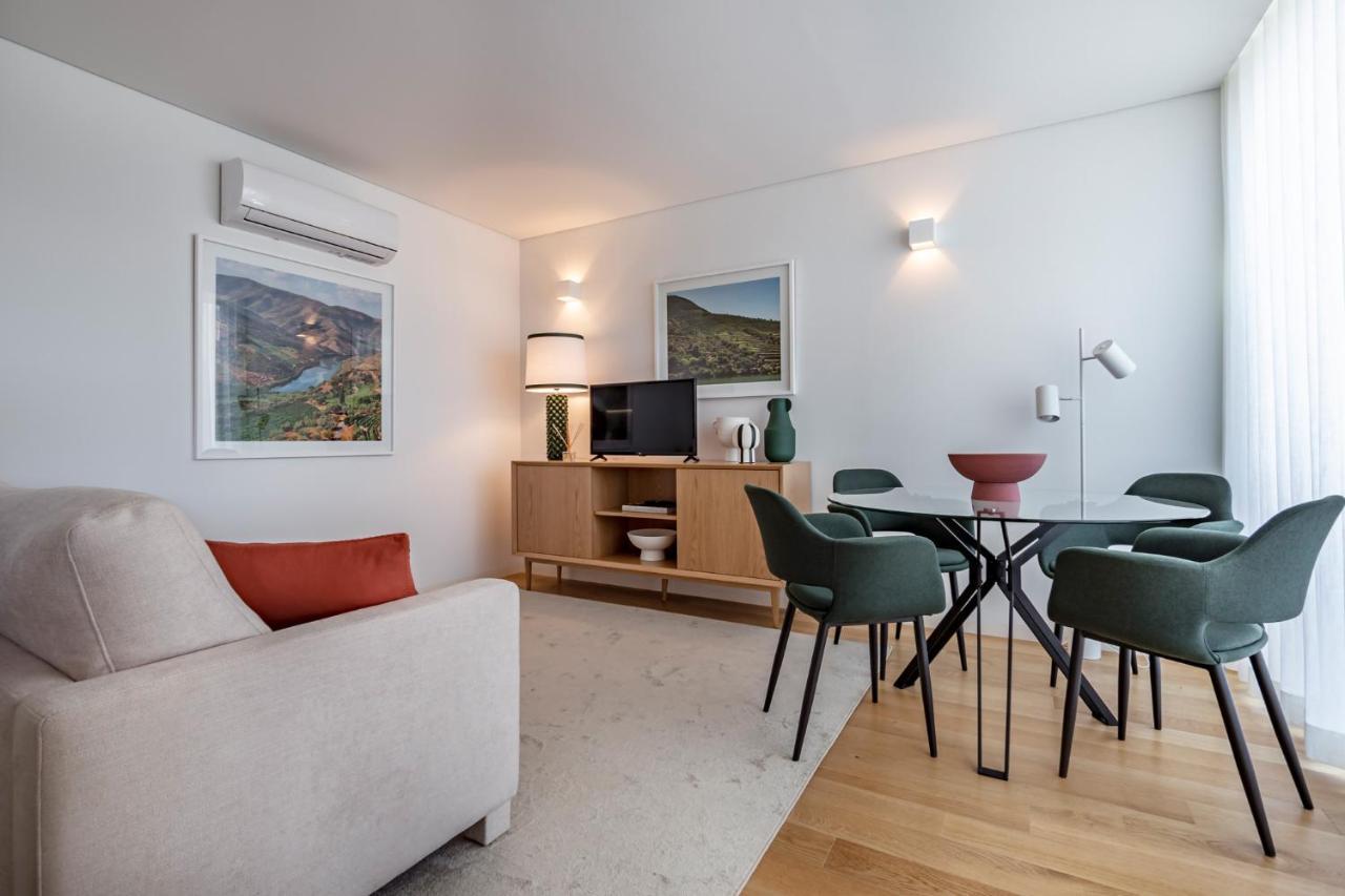 Appartement Bonfim Living - Great Location, Al Fresco Dining And Free Private Parking à OOporto Extérieur photo